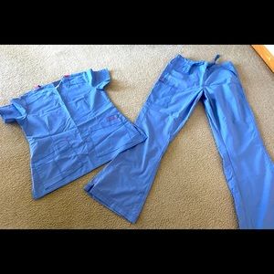 ** NEW ** CEIL BLUE SCRUBS. WonderWink. Size S.